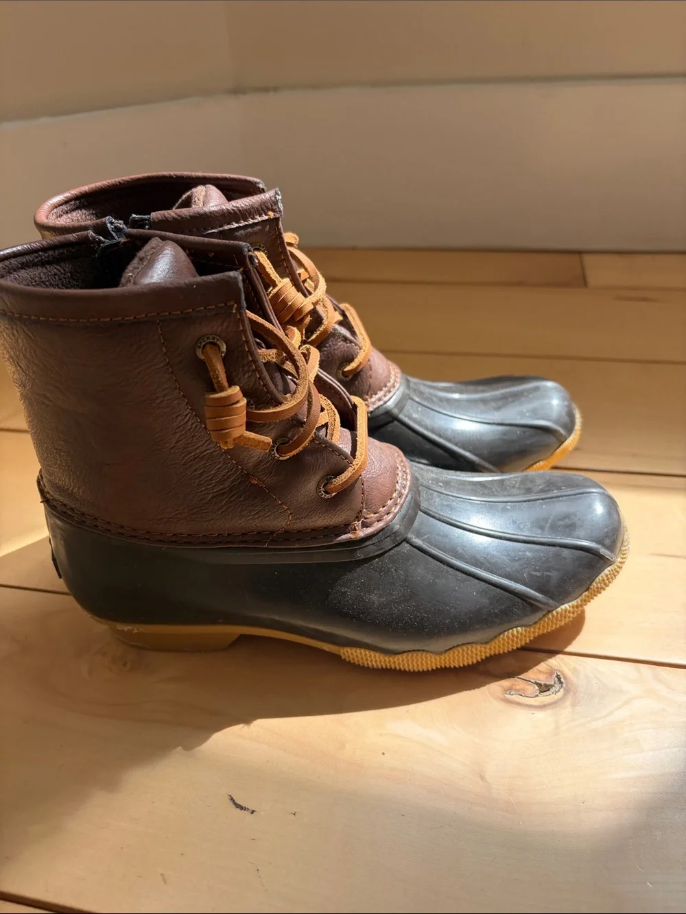 Sperry women duck